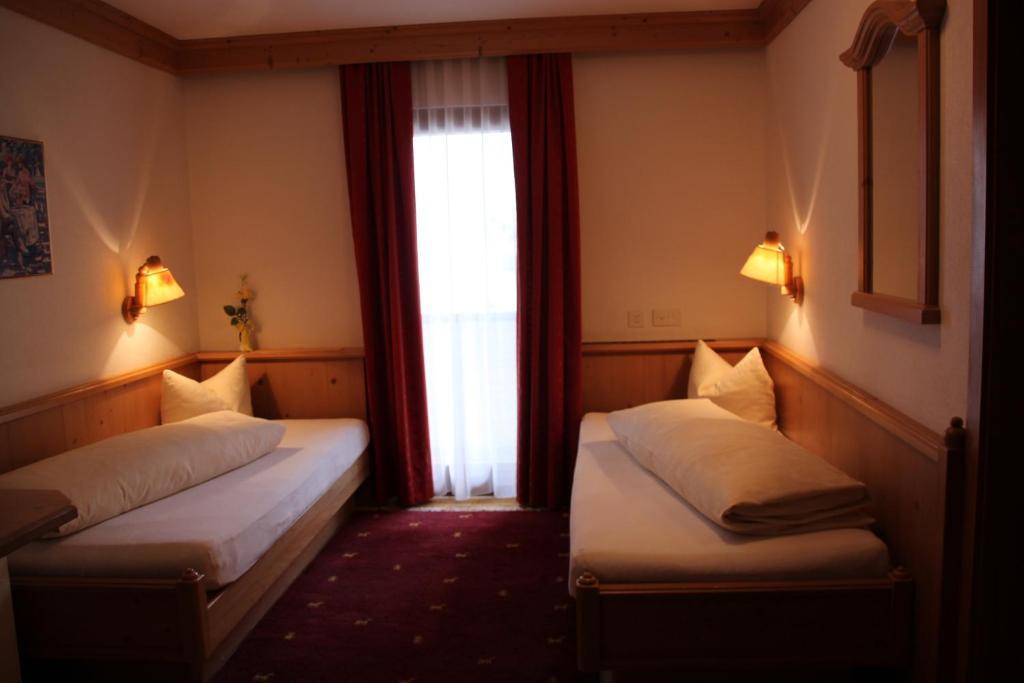 Hotel Camona & Apart Walserhof Samnaun Cameră foto